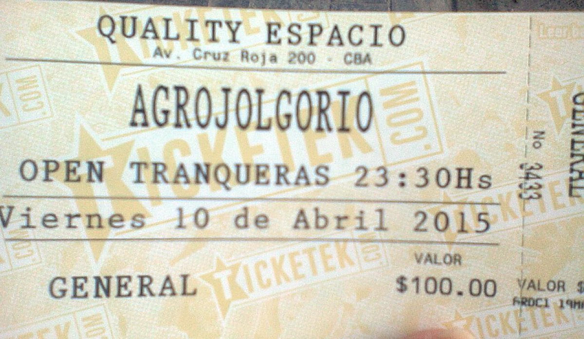 VicBarrena's tweet photo. Ya en mis manos.. #Agro2015 ☺💚 http://t.co/u75OnhU3e5