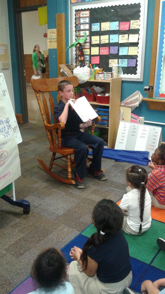 MrsOchieng67's tweet image. Thanks for reading your own published book,  Trenton!  #youngauthors #mentorstudents #welovefifthgraders