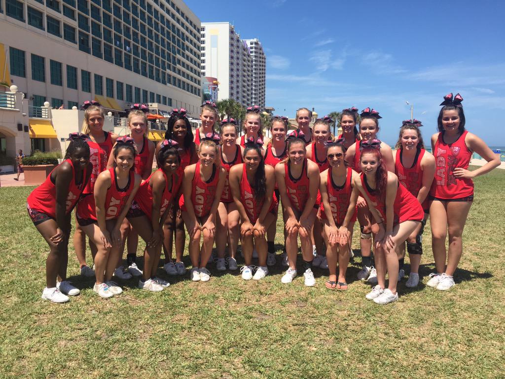 ncsu_ladypack's tweet image. What a wonderful day with all my girls! CANT WAIT FOR TOMORROW! ❤️🎉😍🐺🐾 #ladypack #gethungry