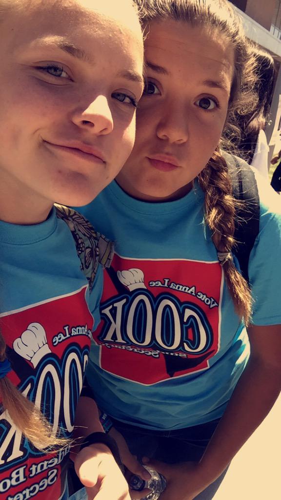 StorKaris's tweet image. Vote ANNA LEE COOK! @CookVote