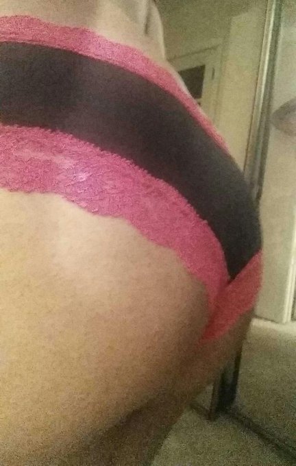 :) #booty #followme #rt http://t.co/IuBslwX9Gt<a href="/tag/booty"class="tags">#booty</a><a href="/tag/followme"class="tags">#followme</a><a href="/tag/rt"class="tags">#rt</a>
