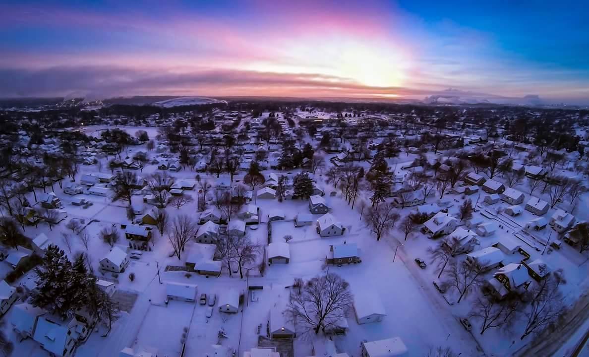 Quadc0pterGuy's tweet photo. Sunrise by Caleb Howard http://t.co/OIwLKzsQZQ