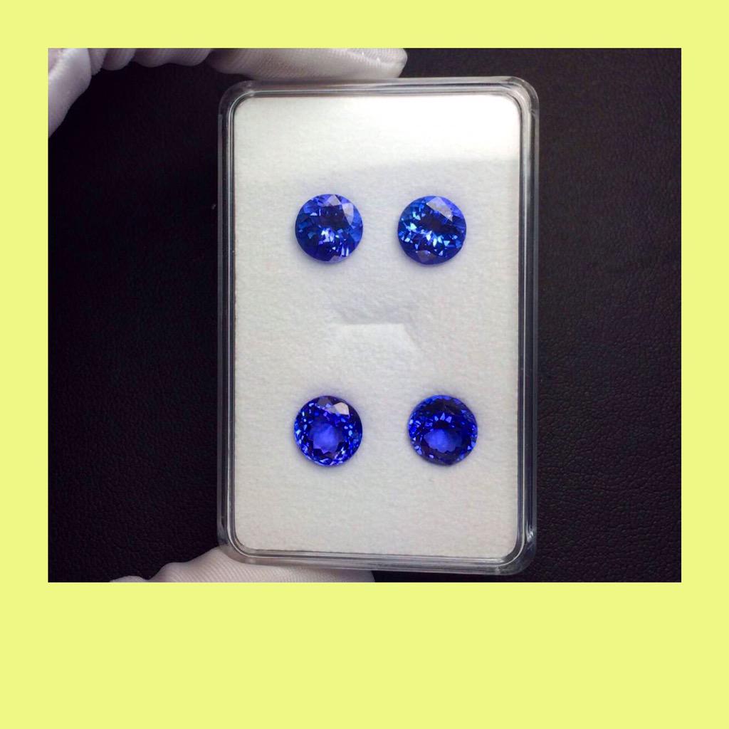 JefferySjr's tweet photo. #tanzanite #sold #purple #blue #wechat;18500846128 #gemstone#gem#sale#宝石
销售#批发 whatsapp;+86 18500846128 http://t.co/5RWy5Rfg8Q