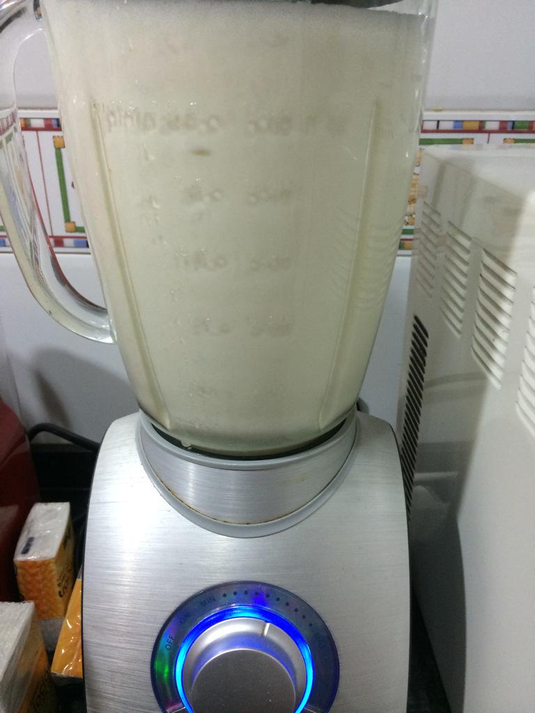 fitnessvice's tweet photo. LEMON MOUSSE protein !!
#health #fit #eatclean #fitness #food #gym #goodmorning #sport #life #love #friends #protein http://t.co/usOuBgYNLo