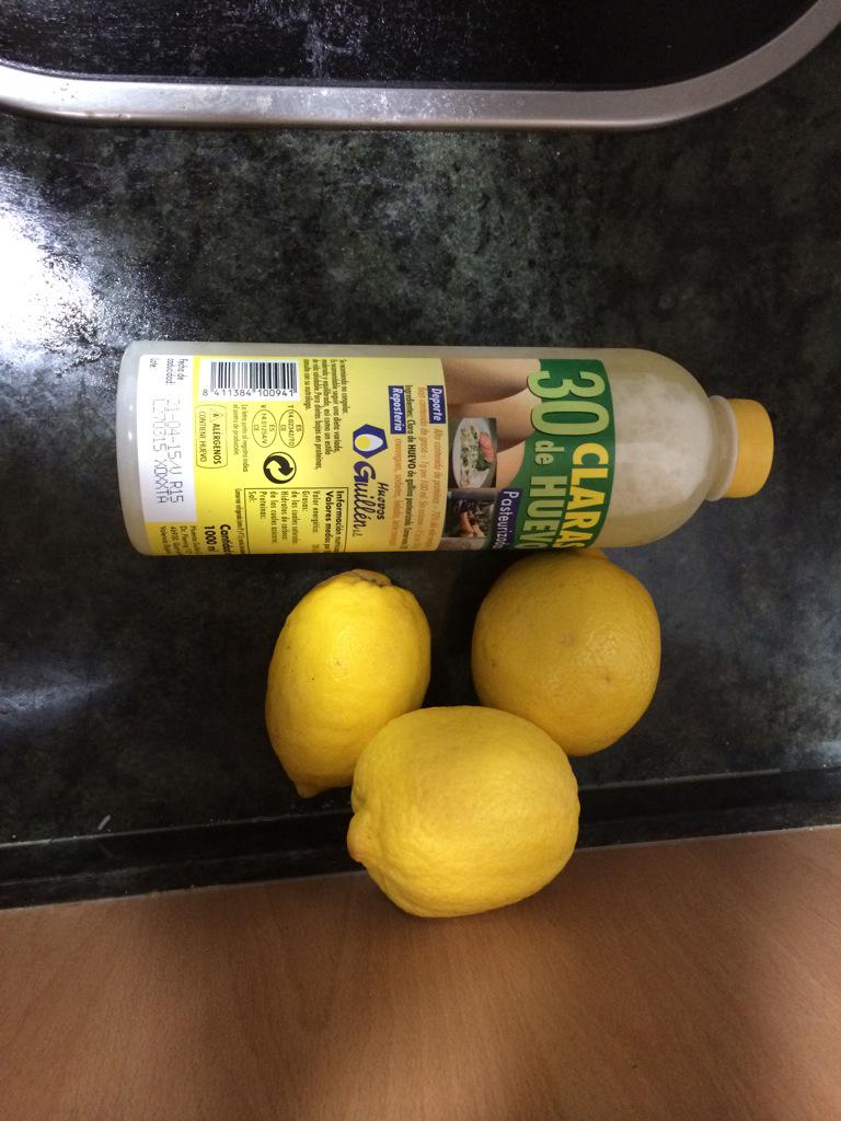 fitnessvice's tweet photo. LEMON MOUSSE protein !!
#health #fit #eatclean #fitness #food #gym #goodmorning #sport #life #love #friends #protein http://t.co/usOuBgYNLo