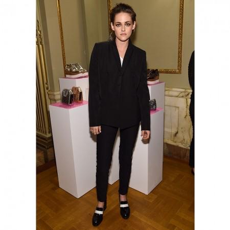 Happy Birthday Kristen Stewart, no one does androgynous dressing quite as well as K-Stew  