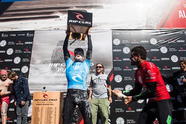 Mick Fanning Wins Rip Curl Pro Bells Beach 2015 (VIDEO INSIDE!!!)

surf-devil.com/en/books/36-su…
___