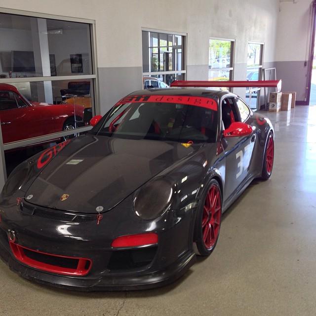 OnlyCarrera's tweet photo. 911 GT3RS #911 #porsche911 #performancecars #porschecupcar #cupcar #speed #cars #911design #sportscar #gt3 #gt3rs… http://t.co/CzI71SRbc7