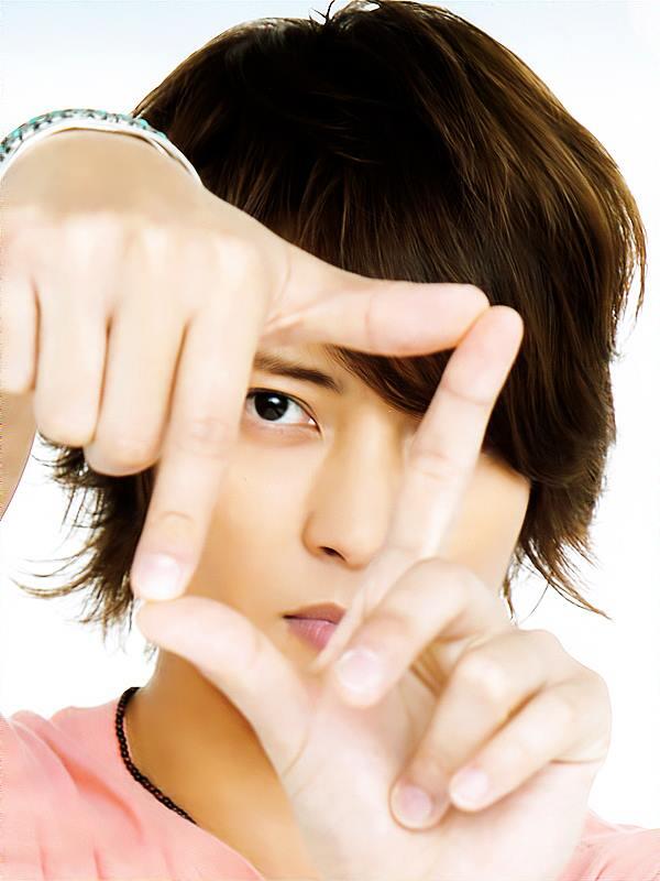 Yamashita Tomohisa turn 30 today? Whoa you already become uncle.. happy birthday 