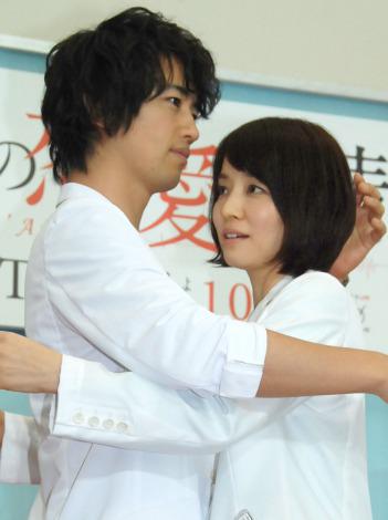 Oricon News オリコンニュース ドラマ 今夜22時 斎藤工 医師たちの恋愛事情 フジ系 スタートhttp T Co J7isbnny6z 医師たちの恋愛事情 出演 斎藤工 石田ゆり子 相武紗季 平山浩行 主題歌 シシドカフカ 斉藤和義 Http T Co