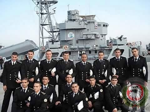 zahmedmohmed2's tweet photo. وما تويتر الا غرزة كبيرة!!
#الحشيش #تقنين_الحشيش
#البحرية_المصرية_رجال
#الجيش_المصري_رجال
#غرد_لمصر #تحيا_مصر #Egypt http://t.co/aOrM0KOrTa
