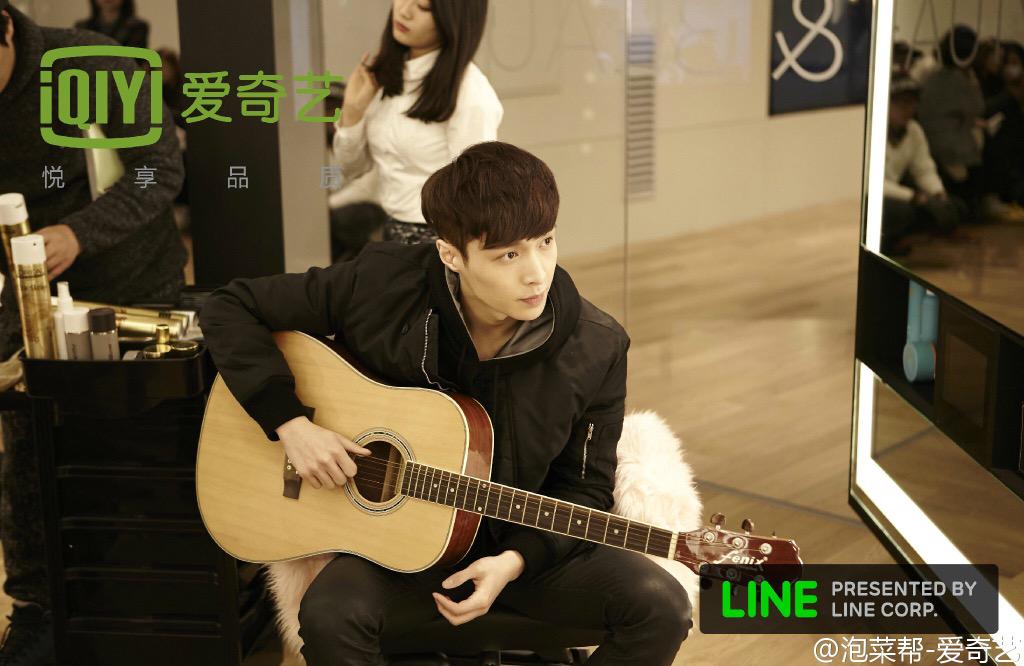 KrisYeolLay_th's tweet photo. EXO NEXT DOOR
https://t.co/f3wDJ9N786
https://t.co/gyCABwxY55
https://t.co/sUAmKvQTr7
https://t.co/VeXj3lfMUD
[爱奇艺] http://t.co/81wvdVFqED