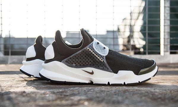 jonathandresbll's tweet photo. @endclothing Will these drop today or is it only the fragment? http://t.co/2NHayly9AR