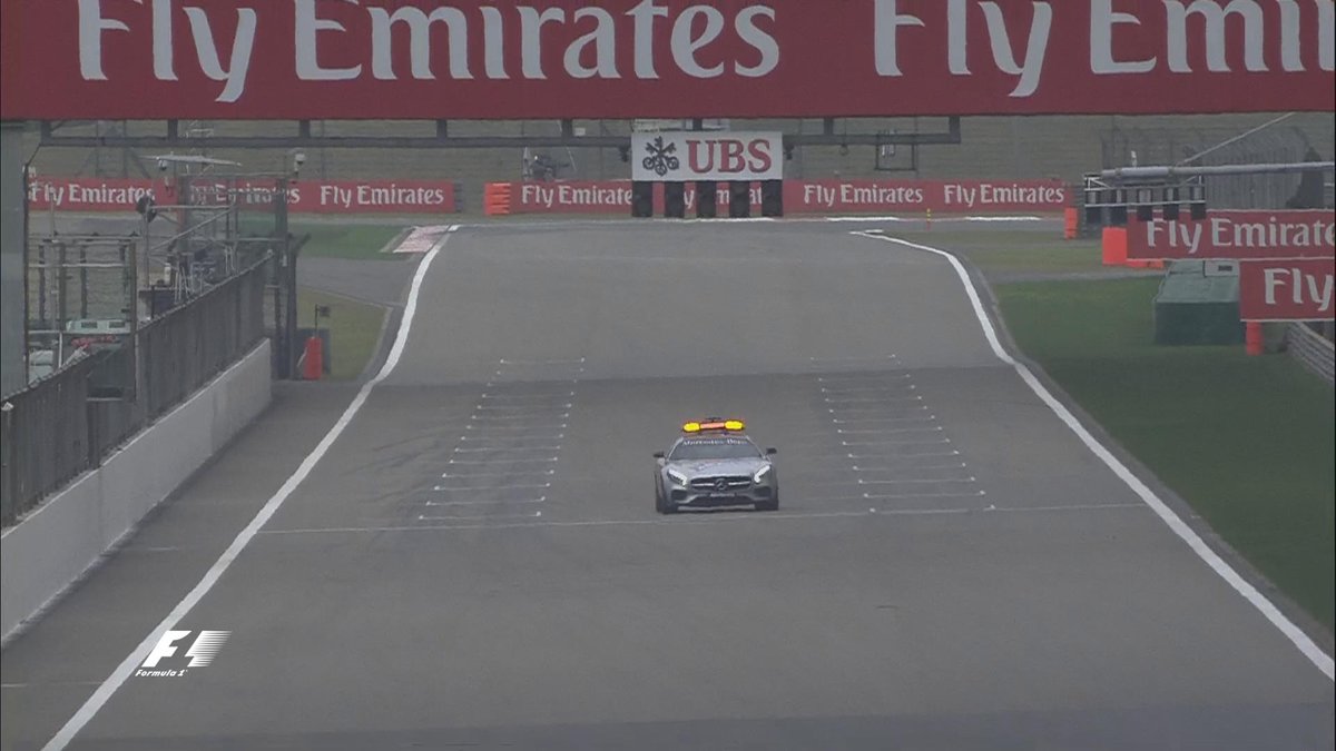 F1's tweet photo. In case you missed it, the safety car &amp; the medical car had a race earlier... #ChineseGP http://t.co/D1CvX0PTyw