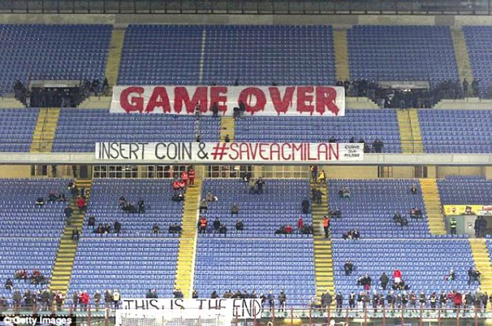 #saveacmilan boycott was incredible. Supporting #BoycottSpurs #nufc .Nothing from  <a href="/lee_ryder/">Lee Ryder</a> <a href="/MsiDouglas/">Mark Douglas</a> #impartial