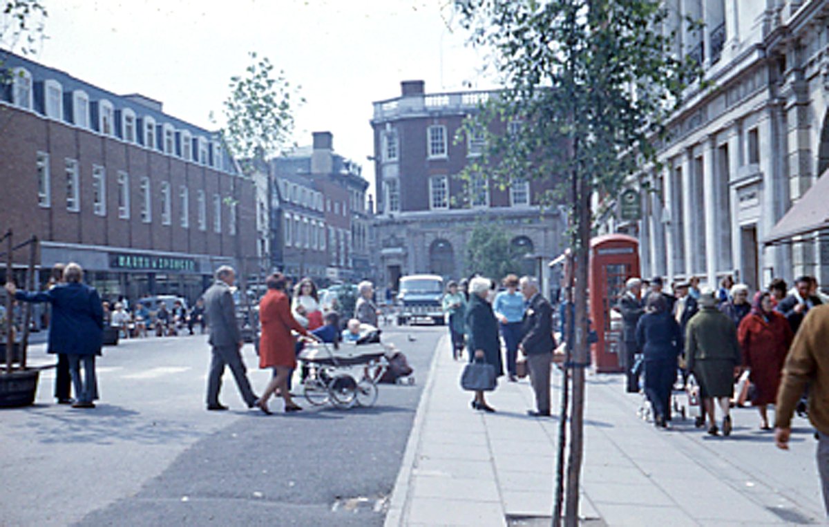 LHEPhotography's tweet image. Found some fab slides @margateretro yesterday and at a great price... #vintagecamera #photography #perfectfind