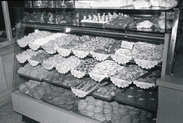 Kirschbaums's tweet image. You would never guess that this photo was taken nearly 60 years ago! #tbt #westernsprings