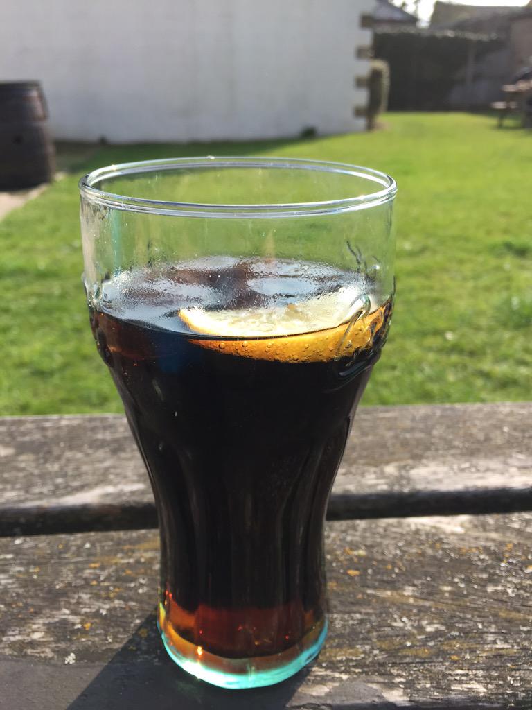 CramlingtonPics's tweet photo. @ThePlough_NE23 lovely summers day #cramlington http://t.co/ayNBmNJcYf