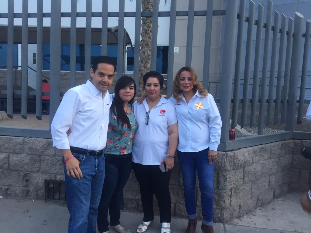Flor Ayala tweet media