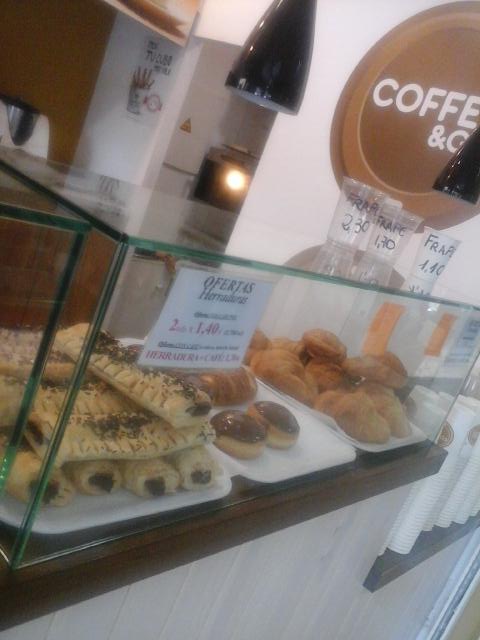 _CoffeeAndGo's tweet photo. #MeriendaAndGo #HoyPegaCoffeeAndGo http://t.co/FXiTbRXOfU
