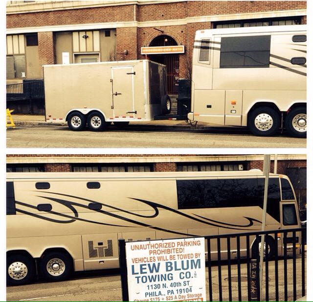 Philadelphia wi deh yah!!! #Underground Arts 1200 Callowhill Street, Philly,19123
9pm ShowTime!!! #ImTooHot!