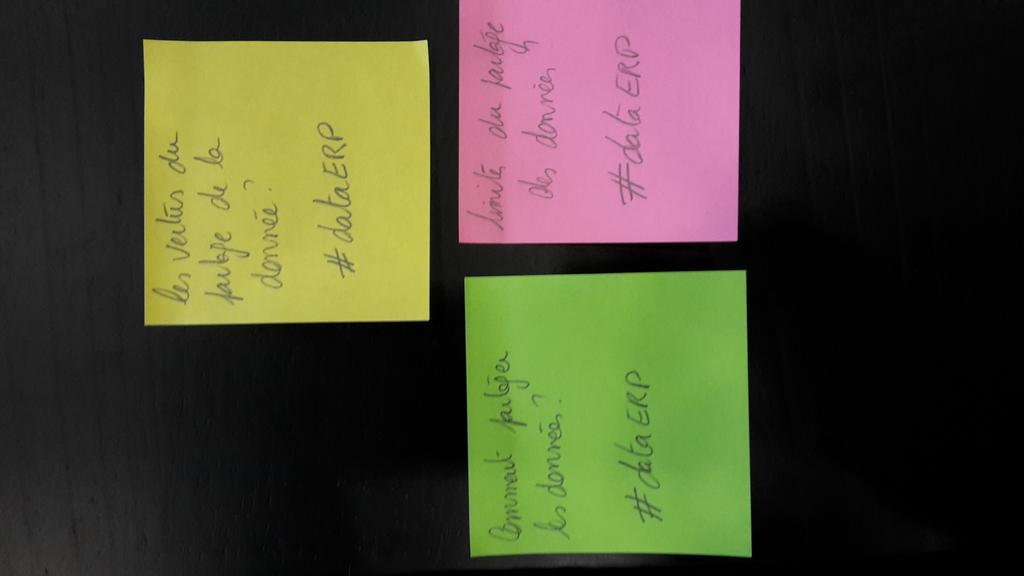 gaelleautin's tweet photo. A vos post'its #dataERP @EntenteValabre http://t.co/DiCvrMUpec