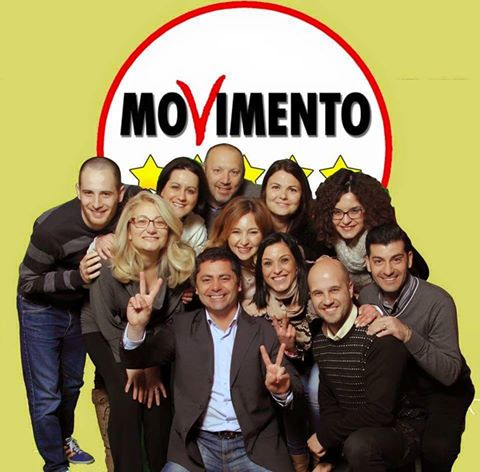 Mariglianella5S's tweet photo. Dopo anni di duro #attivismo,abbiamo trovato un gruppo di #personeoneste x #Mariglianella .#dattiunamano #M5s http://t.co/uxsZULF0HE
