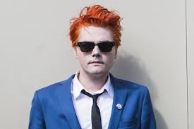 Happy birthday Gerard Way!!!!! 