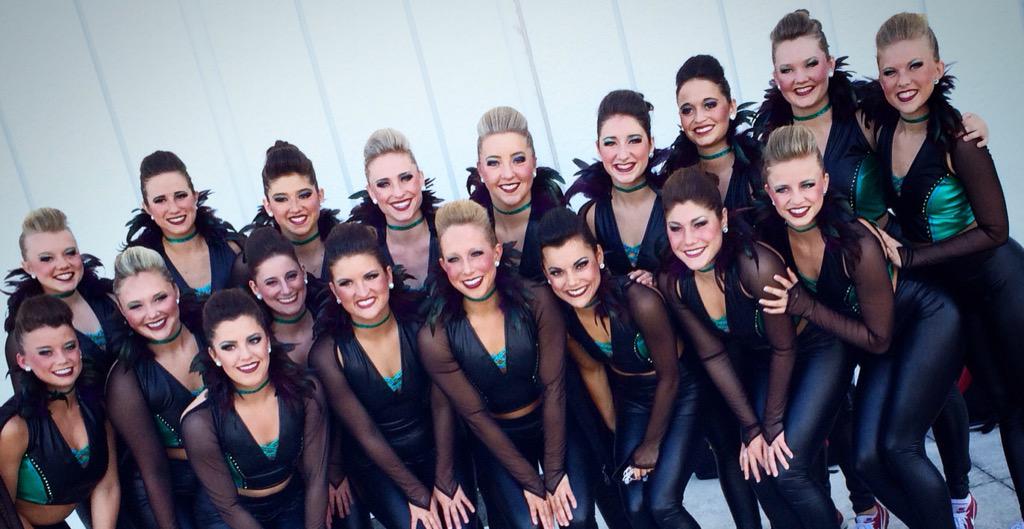CycloneDT's tweet photo. Getting ready! #NCAnationals #CycloneDance http://t.co/UTJDsWGxHJ