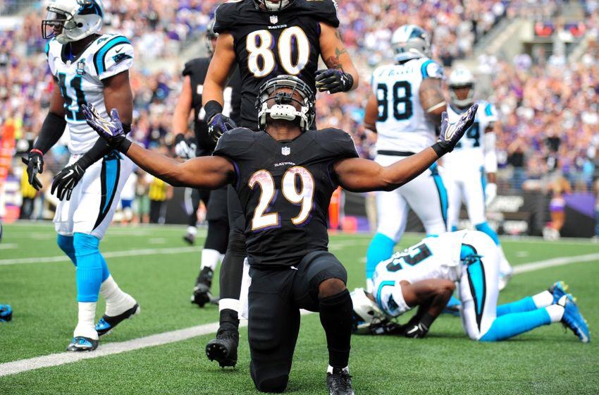 NFLBrackets1's tweet photo. RT for LeVeon Bell
Fav for Justin Forsett http://t.co/0J7lUgP5du