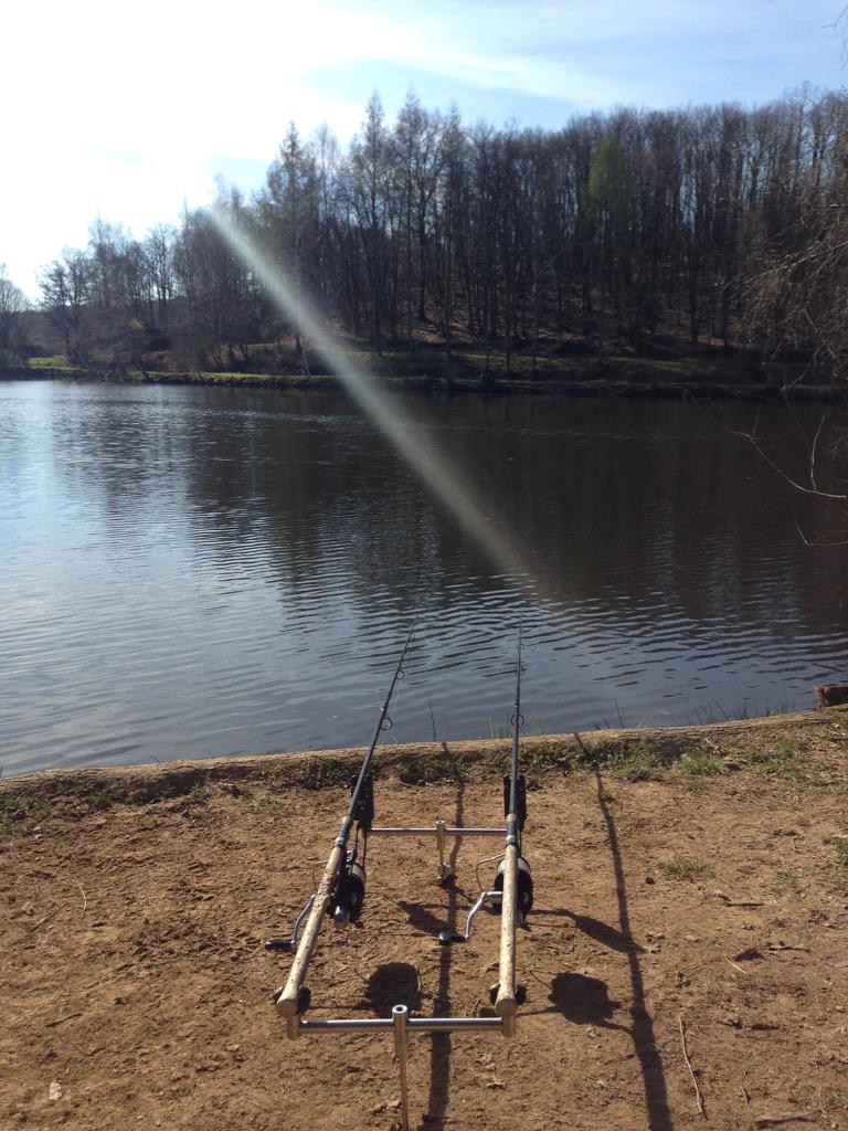 At Le Coly fishing with friend 11 year old Jake. Keen to get into carping. Lets hope I can get him one!!! Great day!!