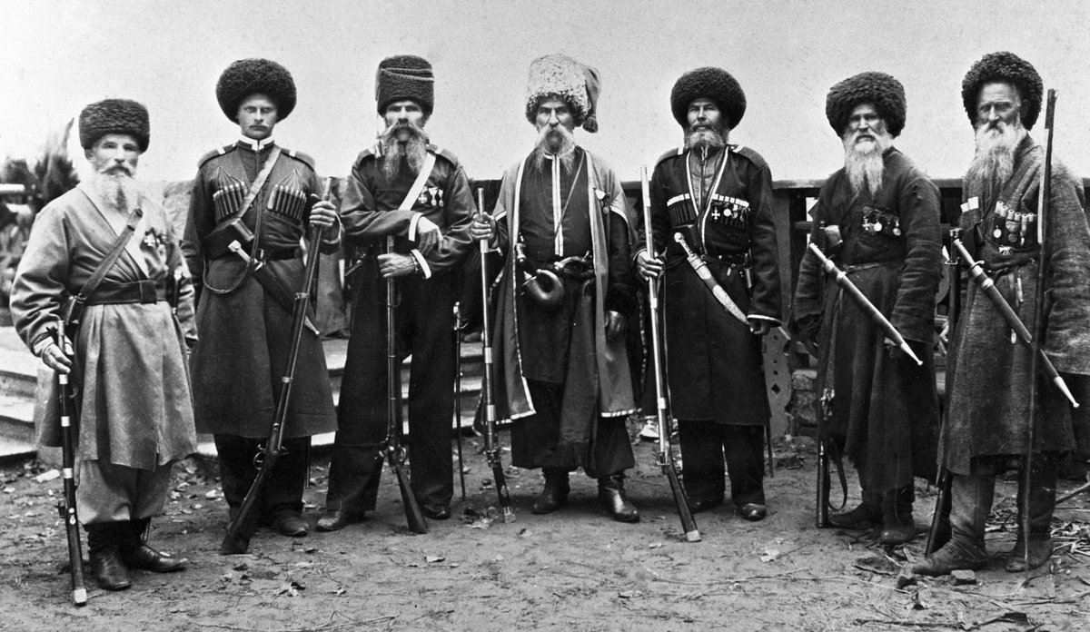 Ever wondered who the #Cossacks are? Read more about their #history and #traditions here. ht.ly/LnCjT