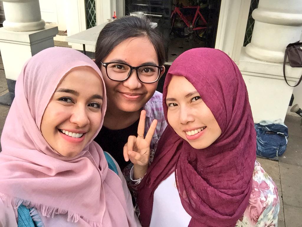 Laudya Cynthia Bella 'Hamil' Diteror Hantu Anak Kecil 