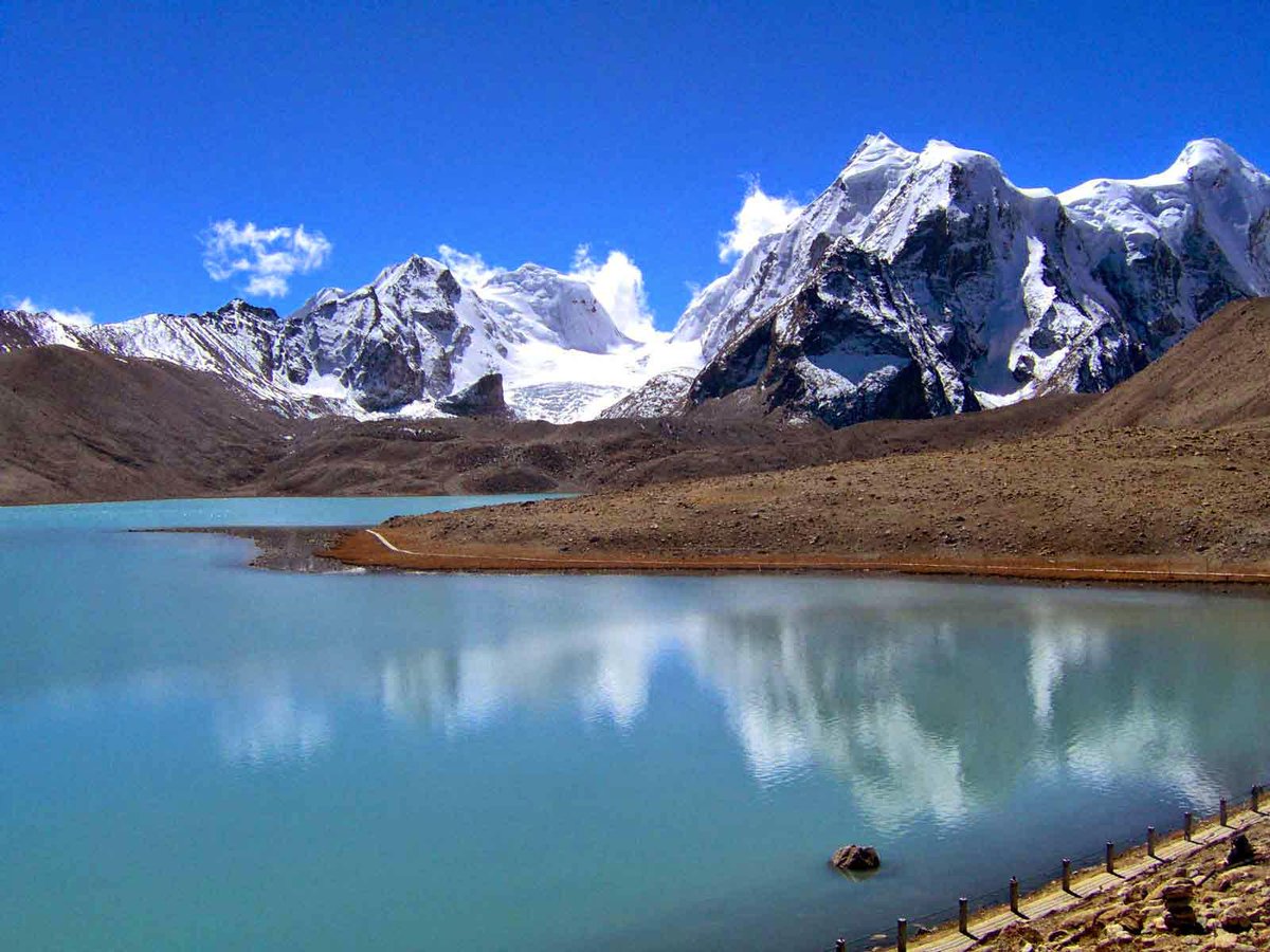 FoodInTrain's tweet photo. One of the most beautiful places in India happen to be the North East Region - SIKKIM !! Check this out!! #Thaliwale http://t.co/UYQsBE4yTq