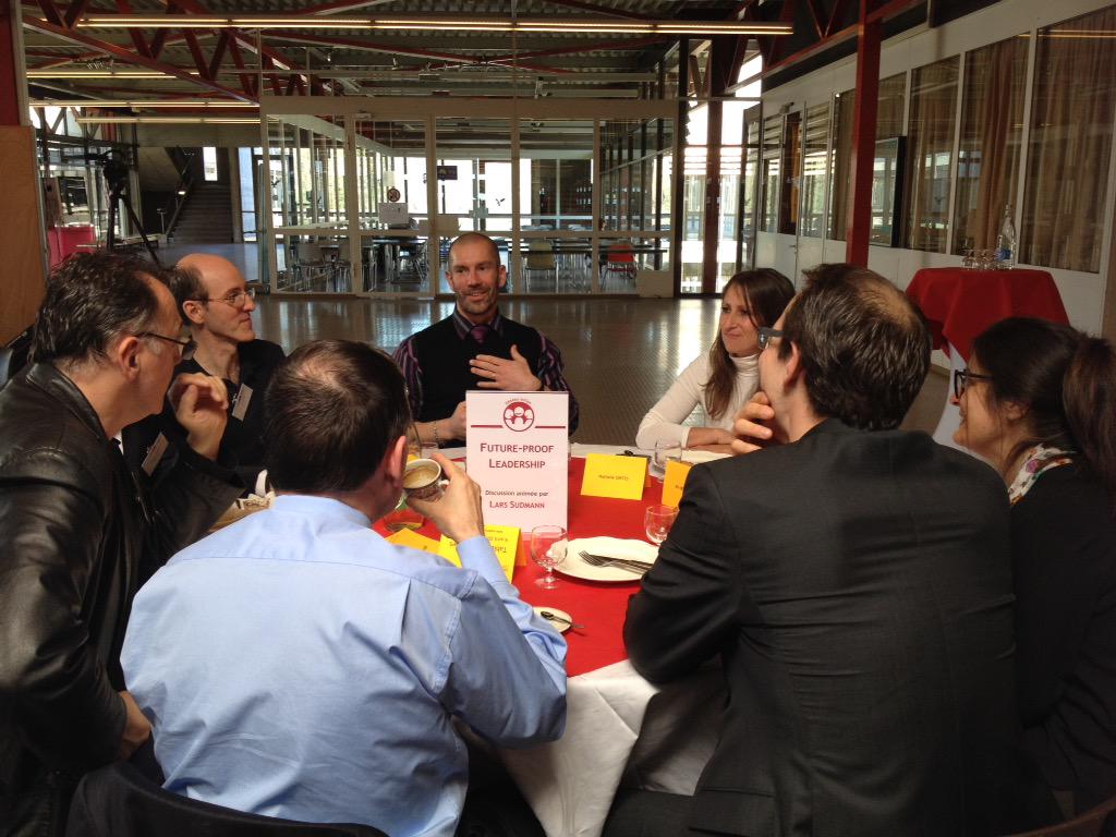 CONGRES_PM's tweet photo. Autour des tables thématiques http://t.co/NN3gQQL0p7