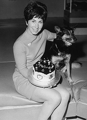 Happy birthday Valerie Singleton, English TV / radio presenter, born in Hitchin, Hertfordshire 1937. 