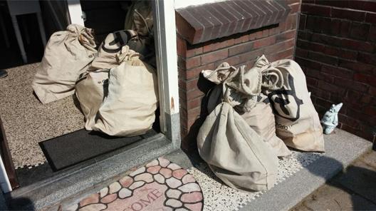 "<a href="/OmroepGLD/">Omroep Gelderland</a>: 15.000 (!) kaarten voor doodzieke Isa uit #Winterswijk bit.ly/1ccJNSC #postvoorisa " 1 van ons:)
