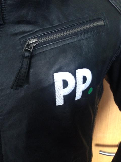 paddypower's tweet photo. Last chance to send us your homemade crazy golf shots for #PPCrazyGolf to win a £100 free bet and the PP Jacket! http://t.co/QfHNTWGn3E