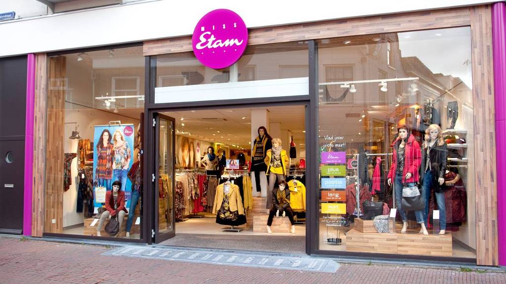 FD_Nieuws's tweet photo. 'Miss Etam in surseance'. Rond 14.00 uur komt het bedrijf met een persverklaring - http://t.co/vbjmMk1nt2 http://t.co/sEdCIl4zOJ