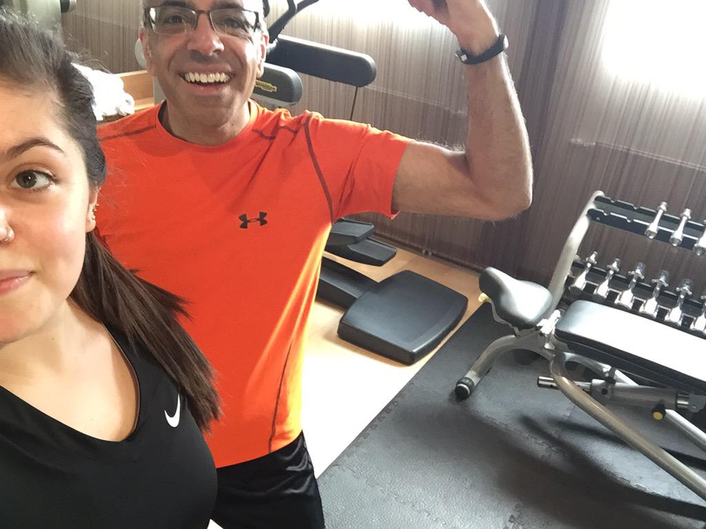 AliAzfar1966's tweet image. Me and B in the hotel gym. Giving it some.