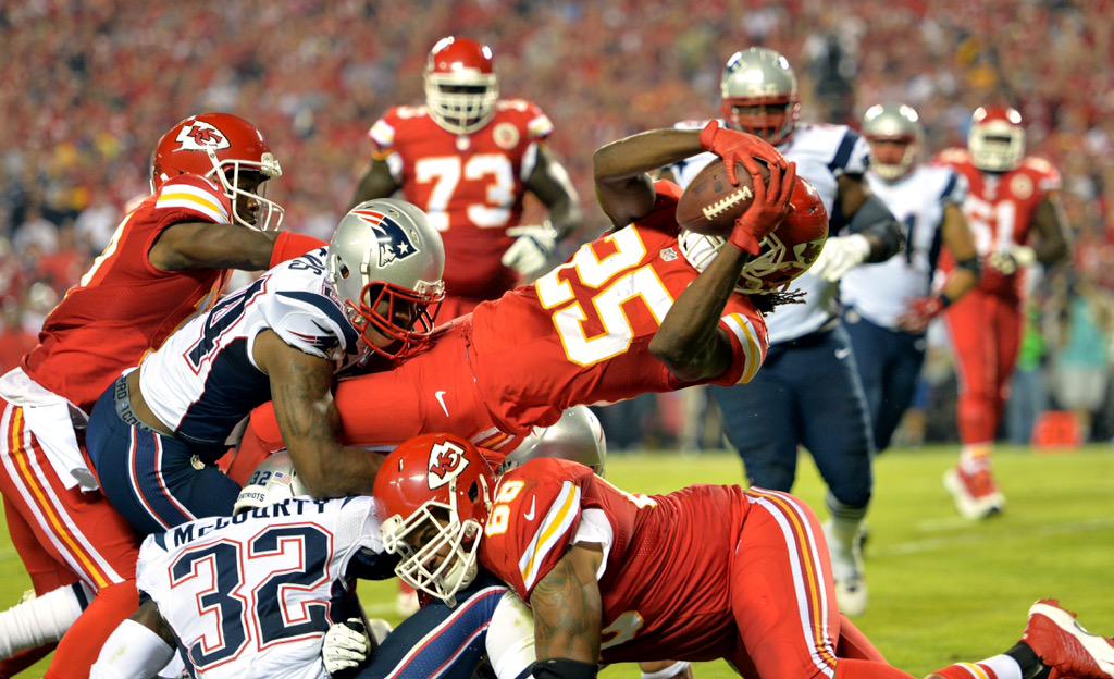 NFLBrackets1's tweet photo. RT for Branden Oliver
Fav for Jamaal Charles http://t.co/h11Y5ozuww