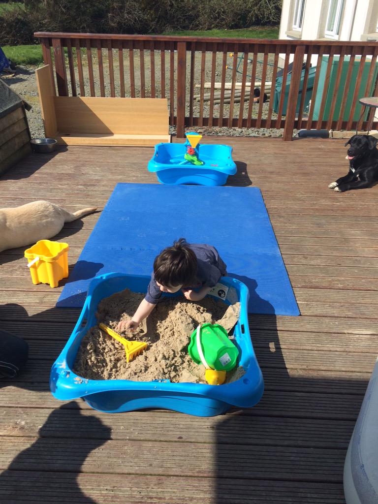 OperationDylan's tweet image. Fun in the sun 😃