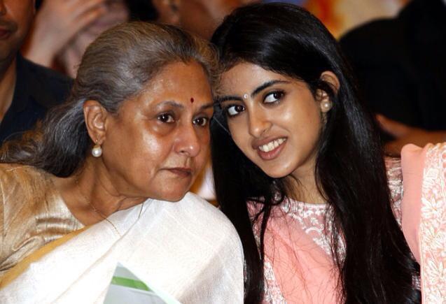  Subhodayam Mr. Bachchan .... Lovely picture.  Happy birthday to Mrs. Jaya Bachchan 