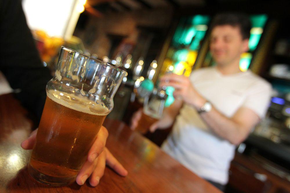 LeTelegramme's tweet photo. Bière : les nouveautés qui font mousser le marché http://t.co/j7aaQ2GdnM #yechmat http://t.co/kyHYgBNy7Q