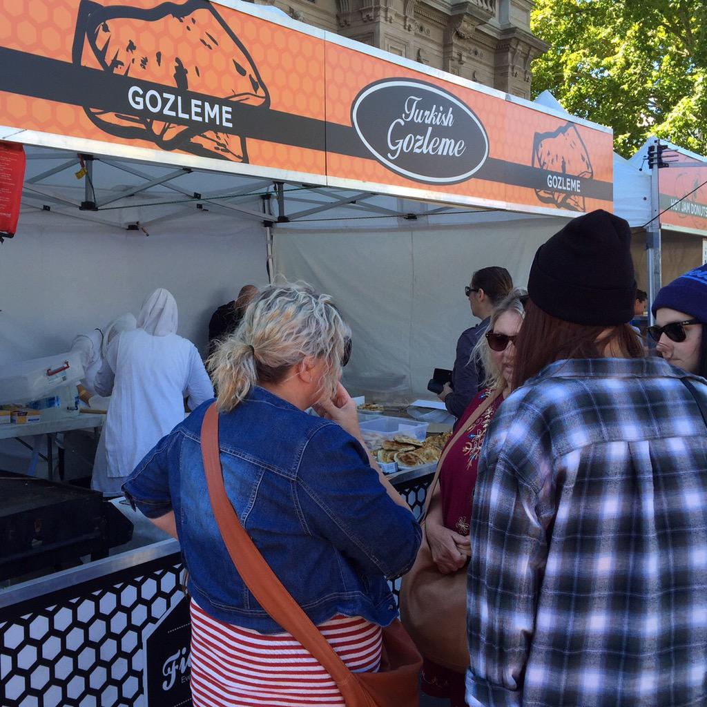 Fiesta_Catering's tweet photo. Delivering quality management of all retailers at the Bendigo Easter Festival 2015 @Greater_Bendigo @ExploreBendigo http://t.co/Bmf1VF91QB