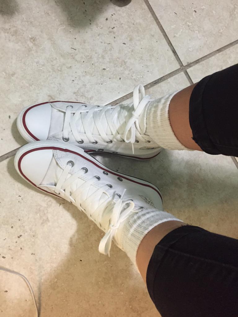 carohasfrecks tweet picture