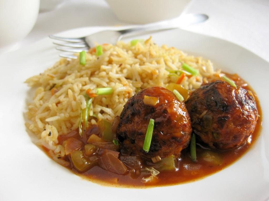 circleoffood2's tweet photo. VEGETABLE FRIED RICE + VEGETABLE MANCHURIAN
#amazing #Recipes #Delicious #Dish #Hot #Tangy #Food #Yummy #Tasty http://t.co/eEsxwXjqSu