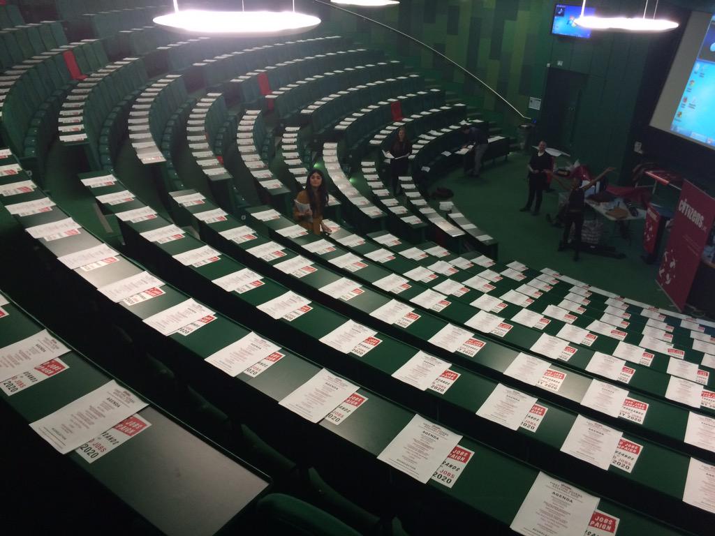 PaulAmuzie's tweet photo. "@CUK_YLT: Preparations taking place before the Assembly begins! #First Vote http://t.co/7JbQufO9oh" #ItMatters #KR3