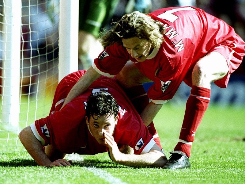 Legende Robbie Fowler viert vandaag zijn 40ste verjaardag. Happy birthday! 
