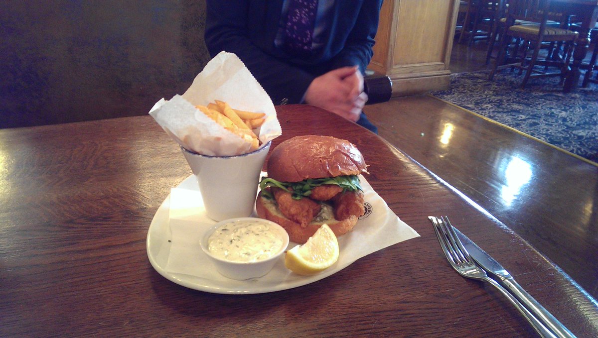 Having a delicious fish finger burger at the #railwayec2m @luciansolomon